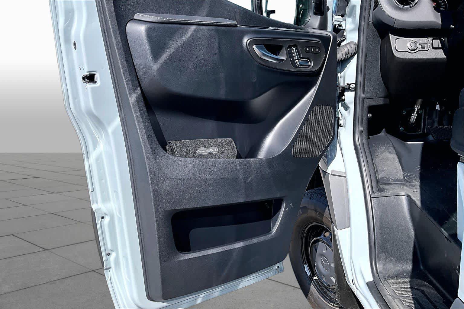 New 2026 Mercedes-Benz Sprinter 2500 image 10