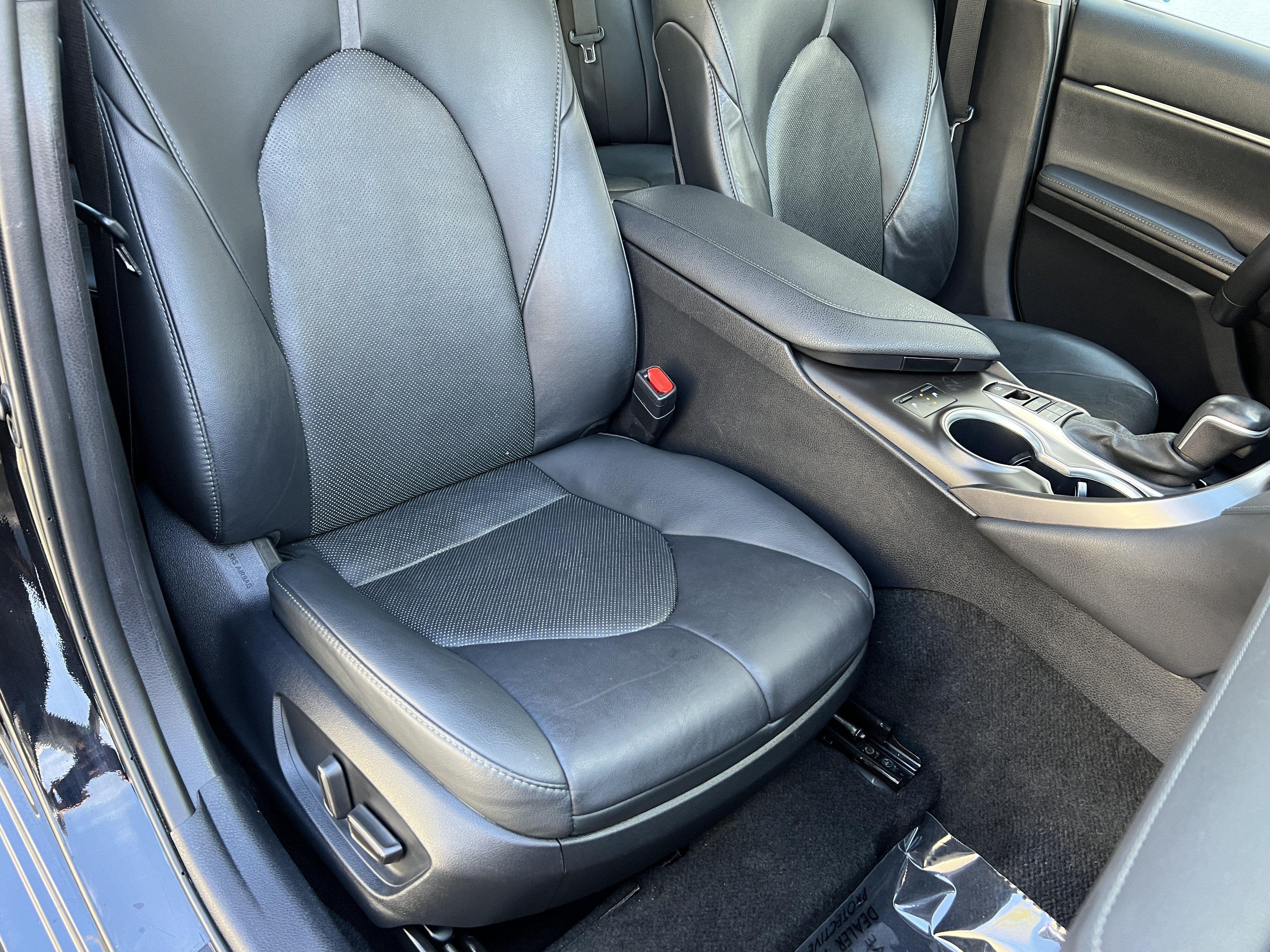 Used 2023 Toyota Camry XLE w/ Cold Weather Package AWD/4WD image 23
