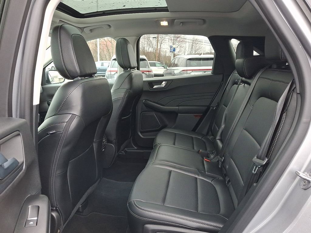 Certified 2022 Ford Escape SEL image 10