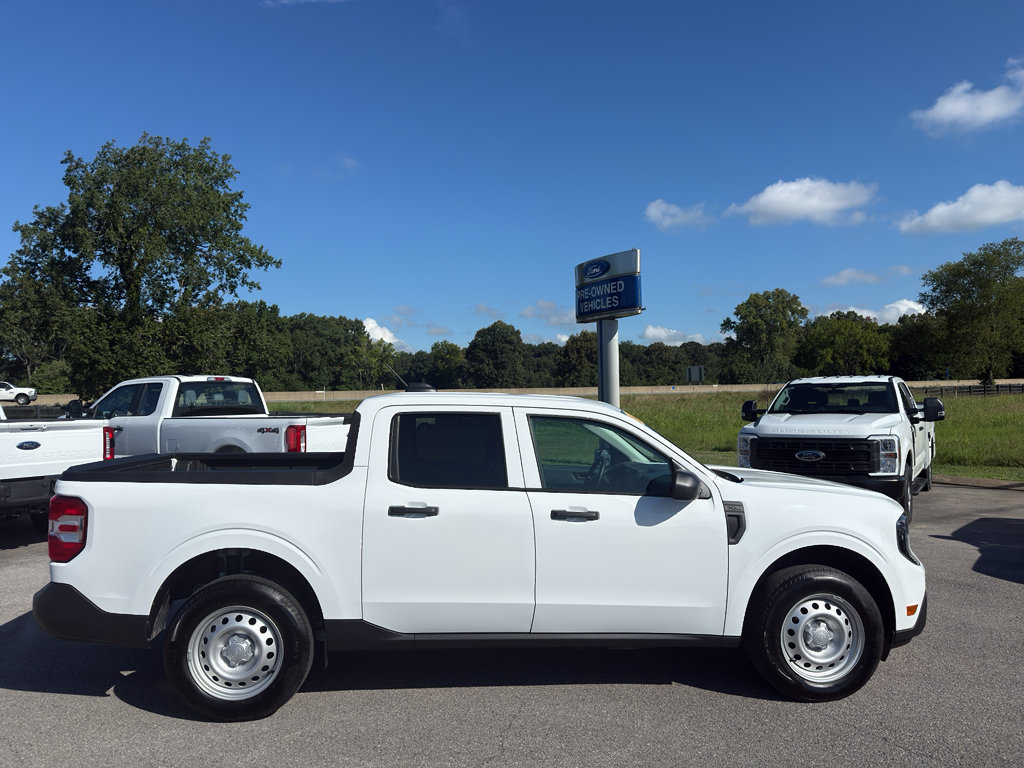 Used 2025 Ford Maverick XL FWD image 4