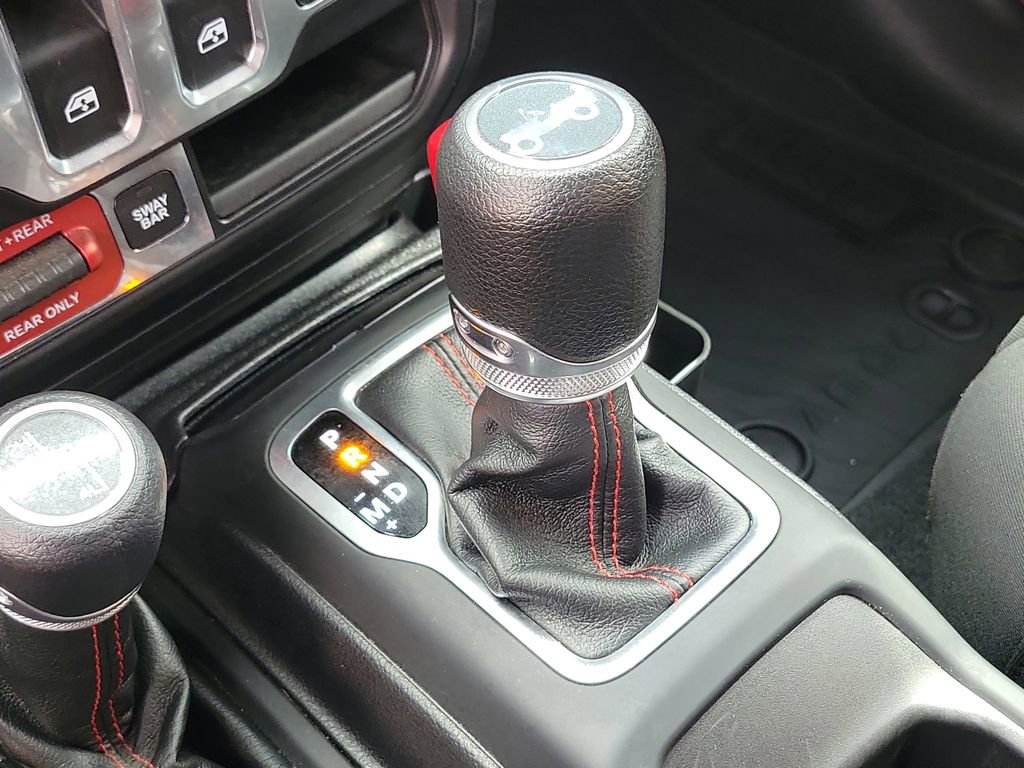 Used 2018 Jeep Wrangler Rubicon AWD/4WD image 24