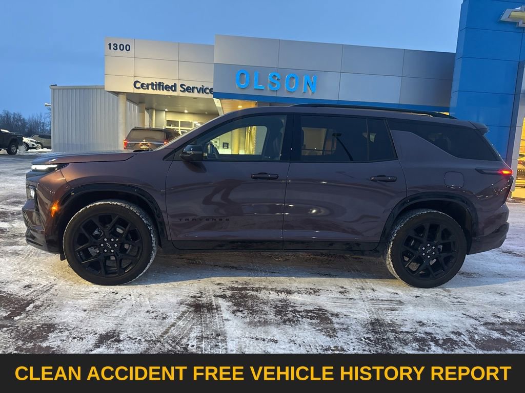 Used 2025 Chevrolet Traverse RS w/ LPO, Floor Liner Package image 3