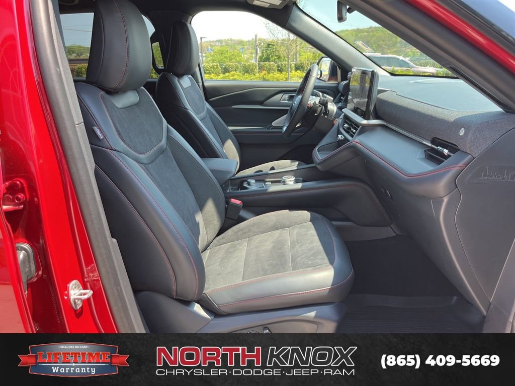Used 2026 Ford Explorer ST w/ Sun And Sound Package AWD/4WD image 29