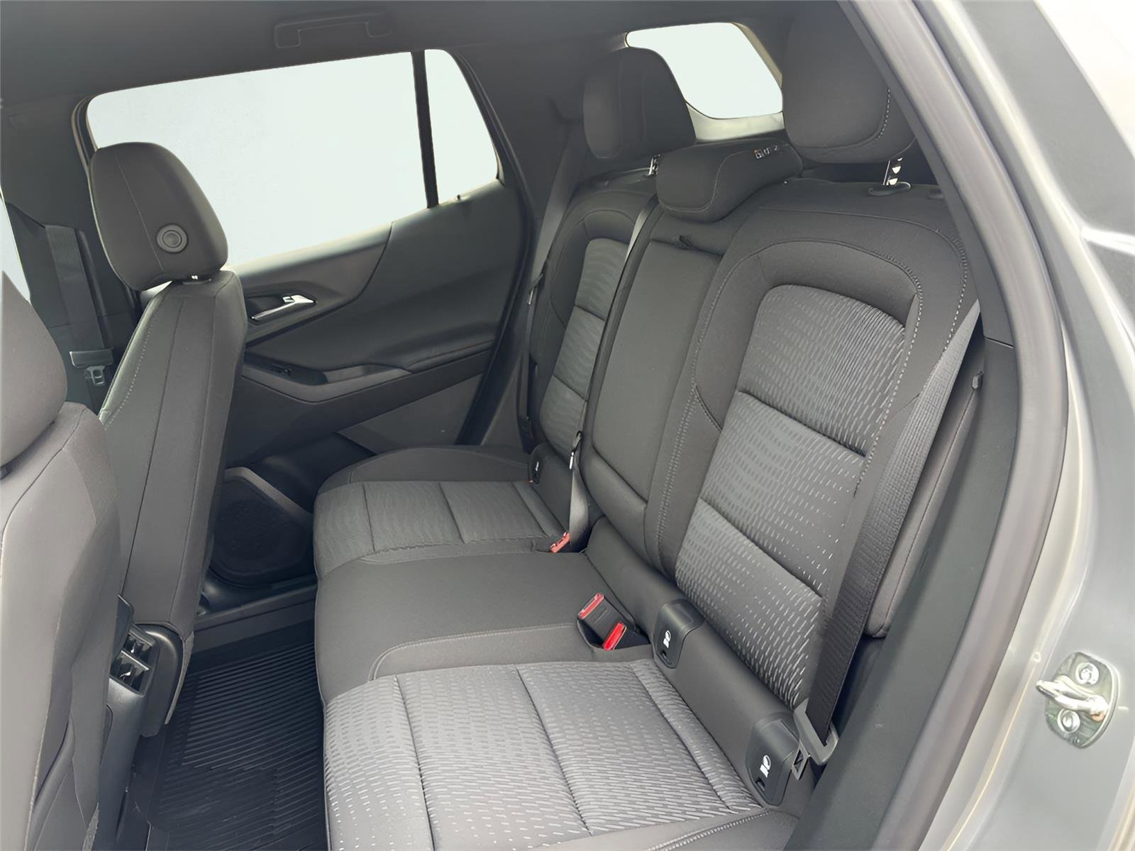 New 2026 Chevrolet Equinox LT w/ Safety and Technology Package image 13