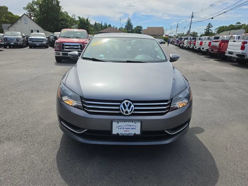 Used 2012 Volkswagen Passat 2.5 SE FWD image 2