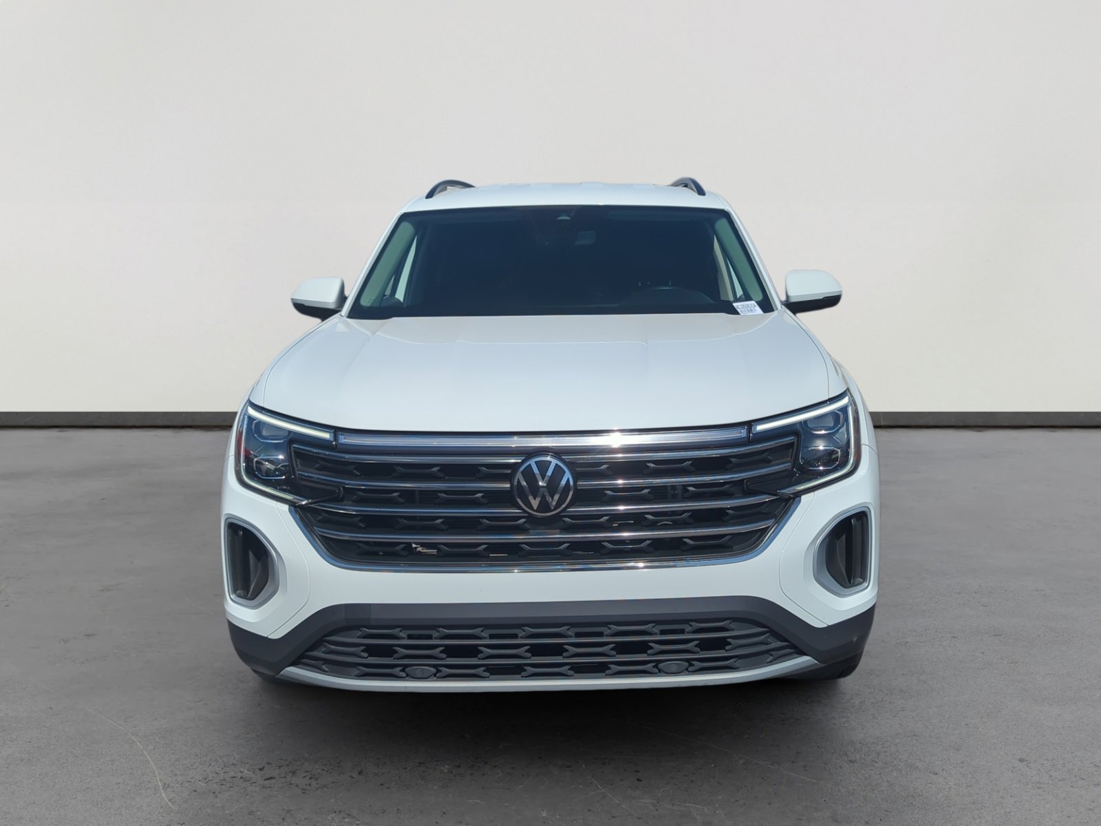 Used 2024 Volkswagen Atlas SE image 8
