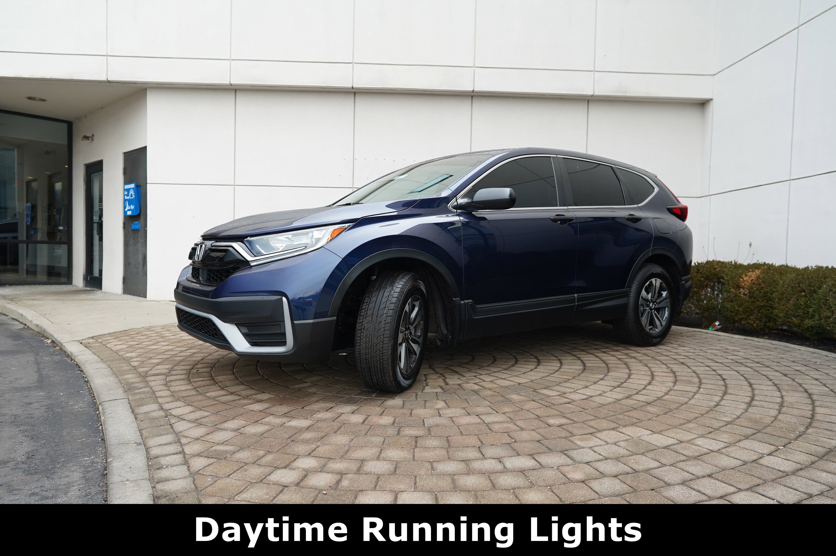 Used 2020 Honda CR-V LX image 17