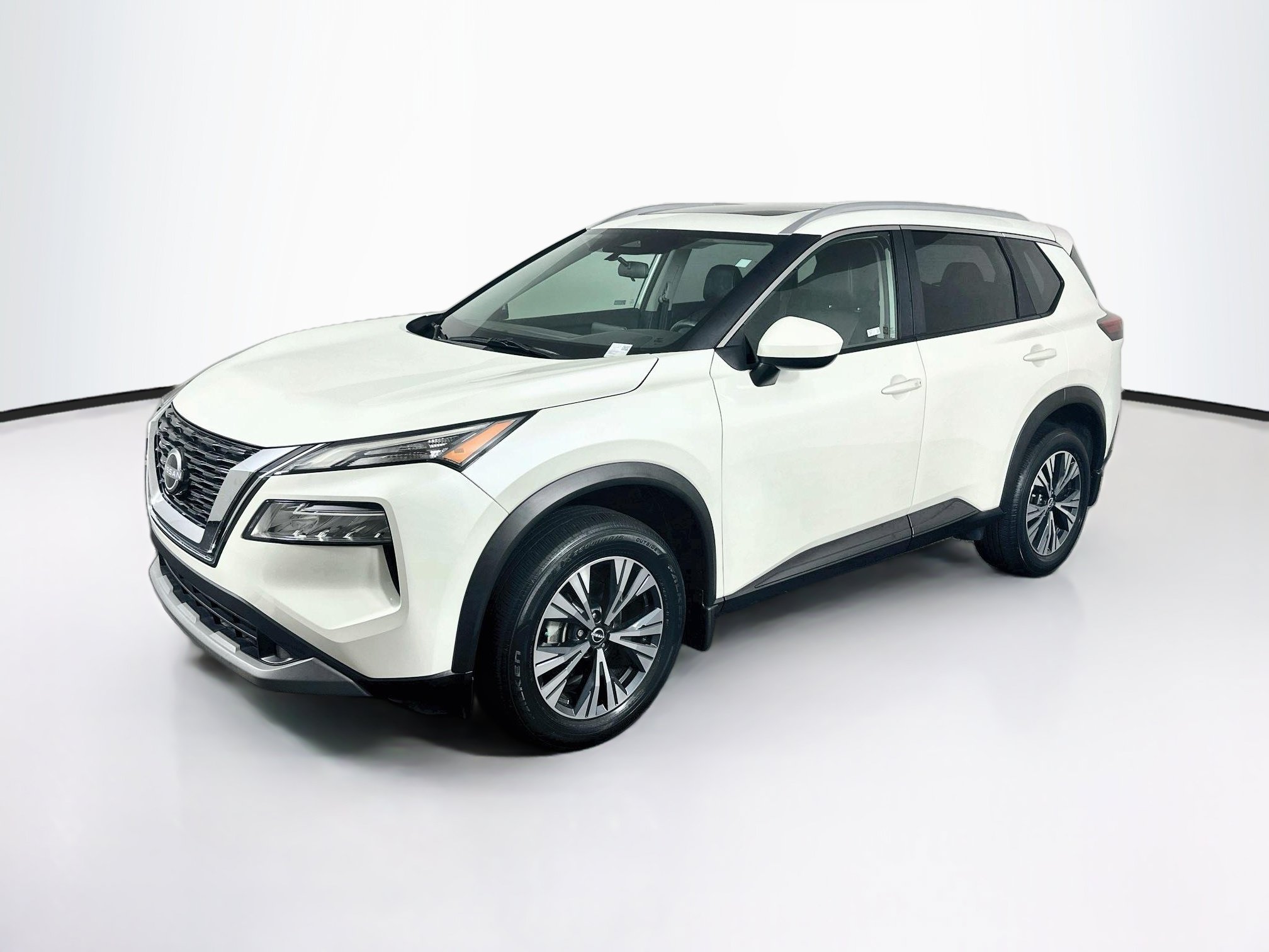 Used 2023 Nissan Rogue SV w/ SV Premium B Package FWD image 3
