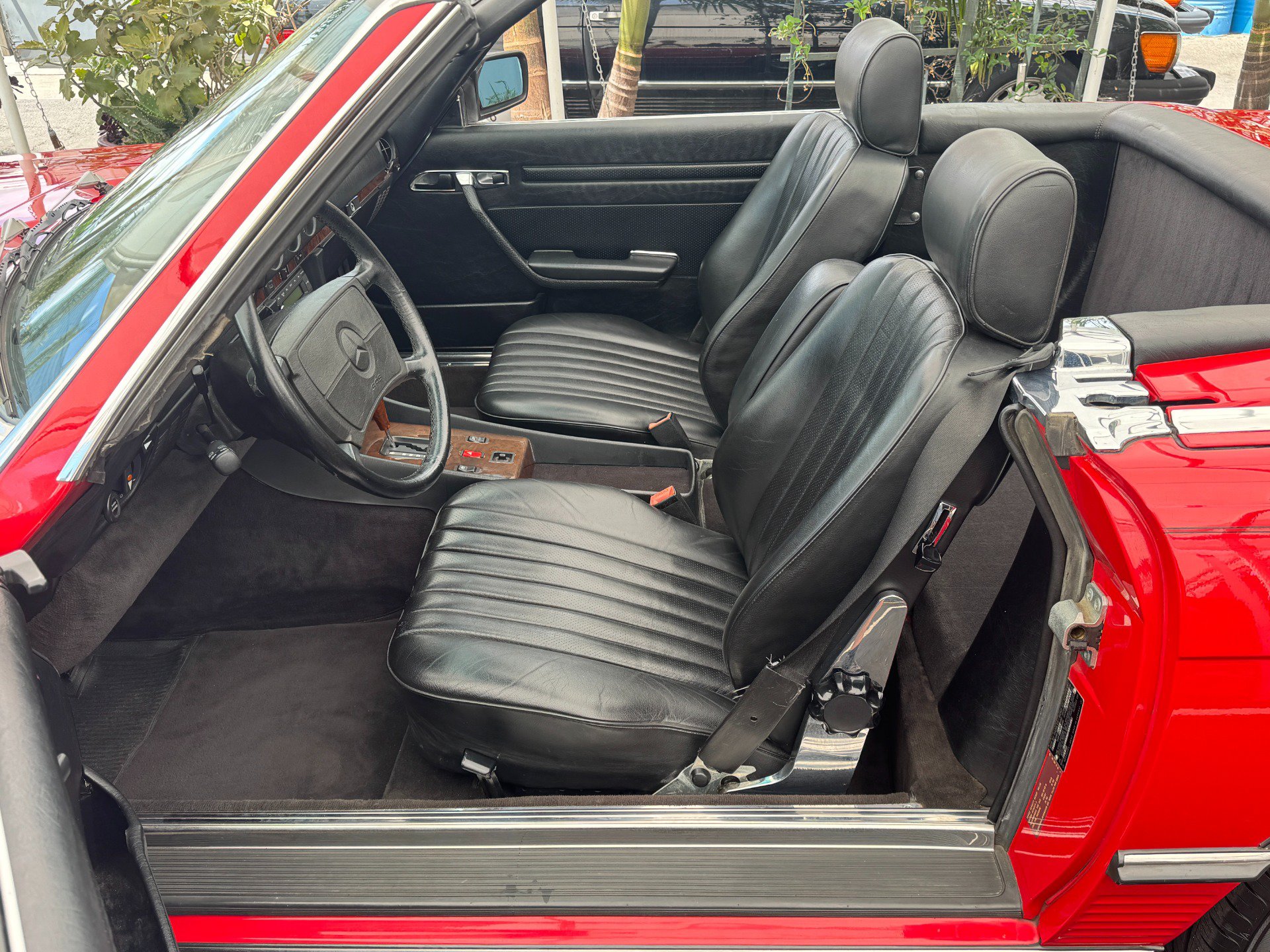 Used 1987 Mercedes-Benz 560 SL image 14