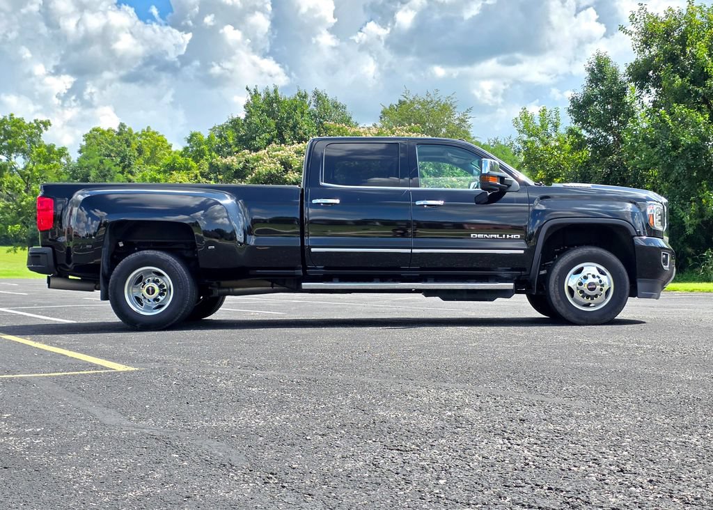 Used 2019 GMC Sierra 3500 Denali w/ Duramax Plus Package AWD/4WD image 3