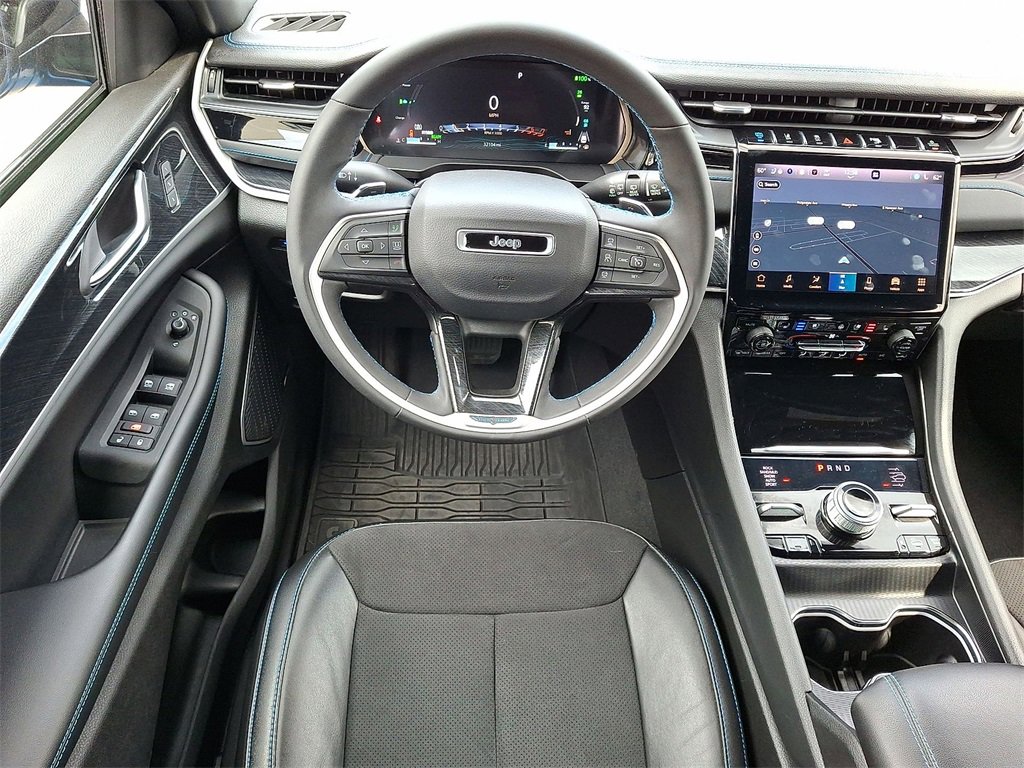 Used 2023 Jeep Grand Cherokee Trailhawk image 21