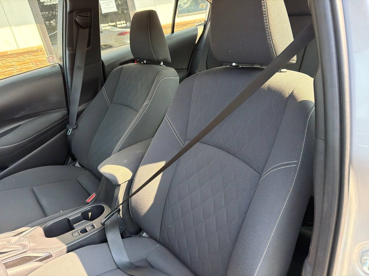 Used 2025 Toyota Corolla LE FWD image 3