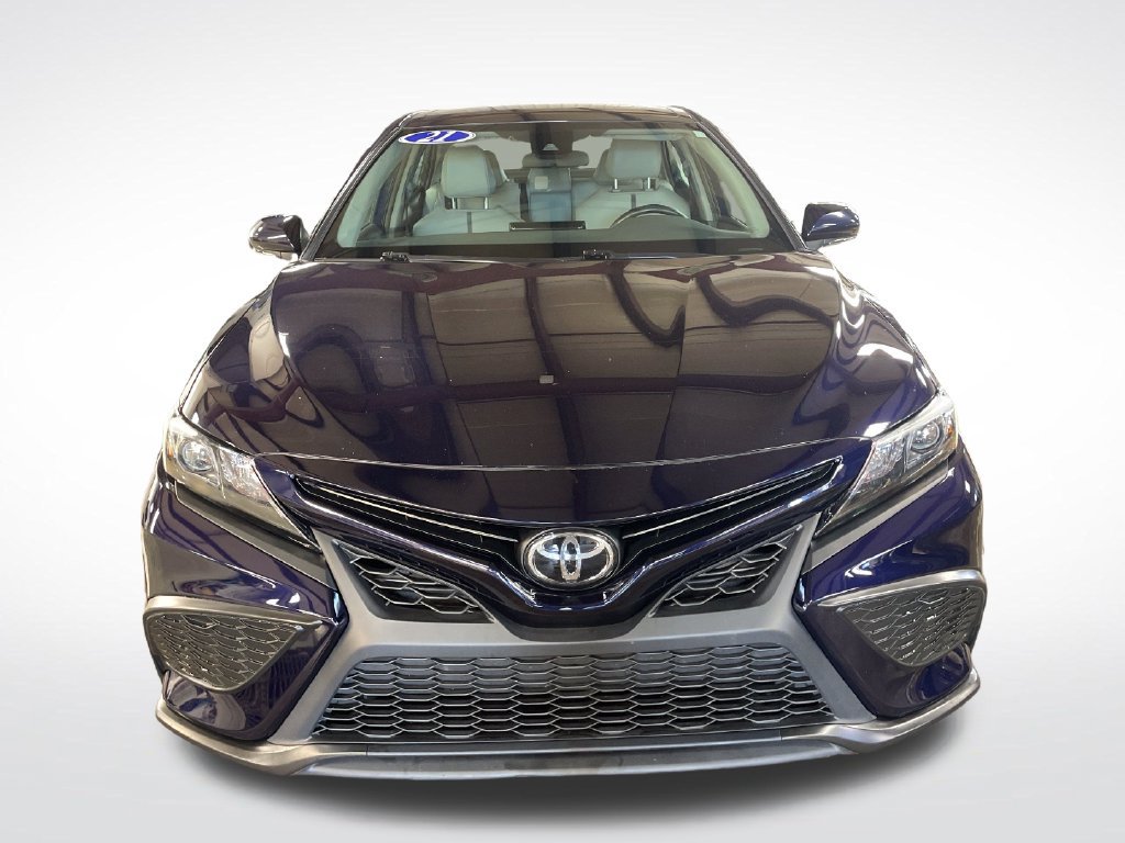 Used 2021 Toyota Camry SE w/ Cold Weather Package AWD/4WD image 8