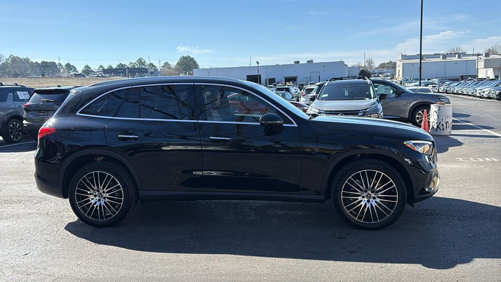 Certified 2025 Mercedes-Benz GLC 300 image 2