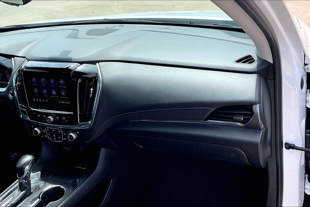 Used 2021 Chevrolet Traverse Premier w/ Redline Edition AWD/4WD image 15