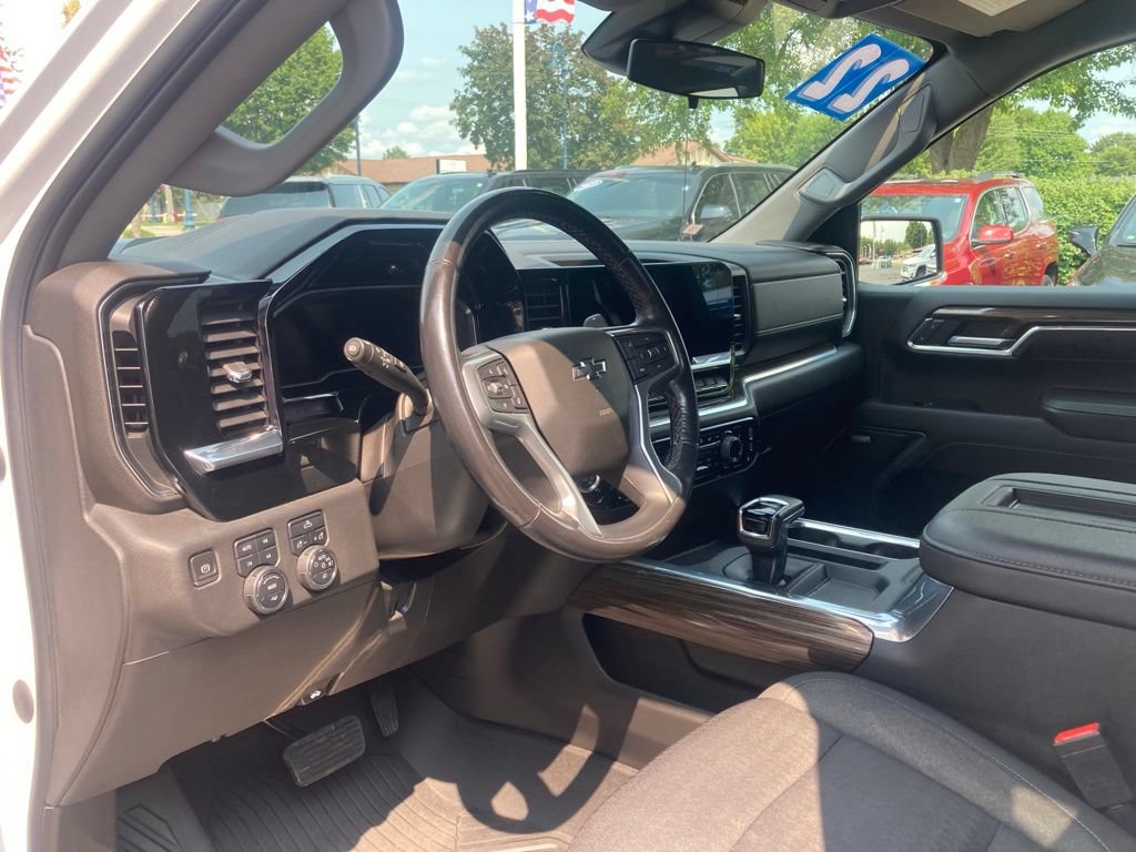 Certified 2022 Chevrolet Silverado 1500 LT Trail Boss w/ Convenience Package II AWD/4WD image 24