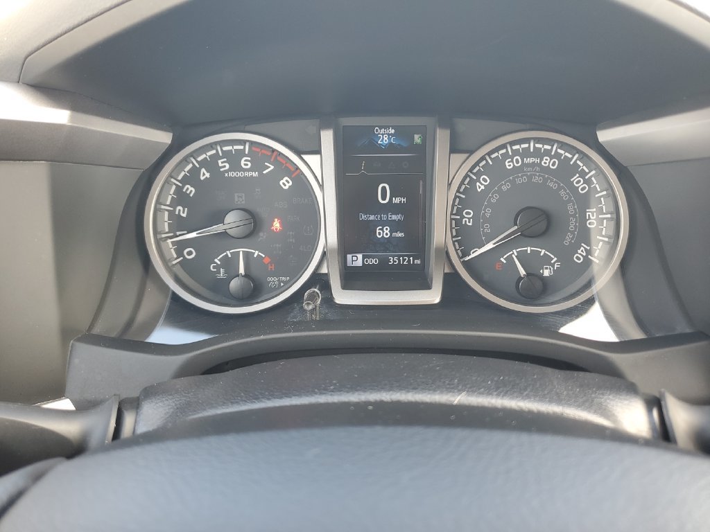 Used 2023 Toyota Tacoma SR5 AWD/4WD image 21