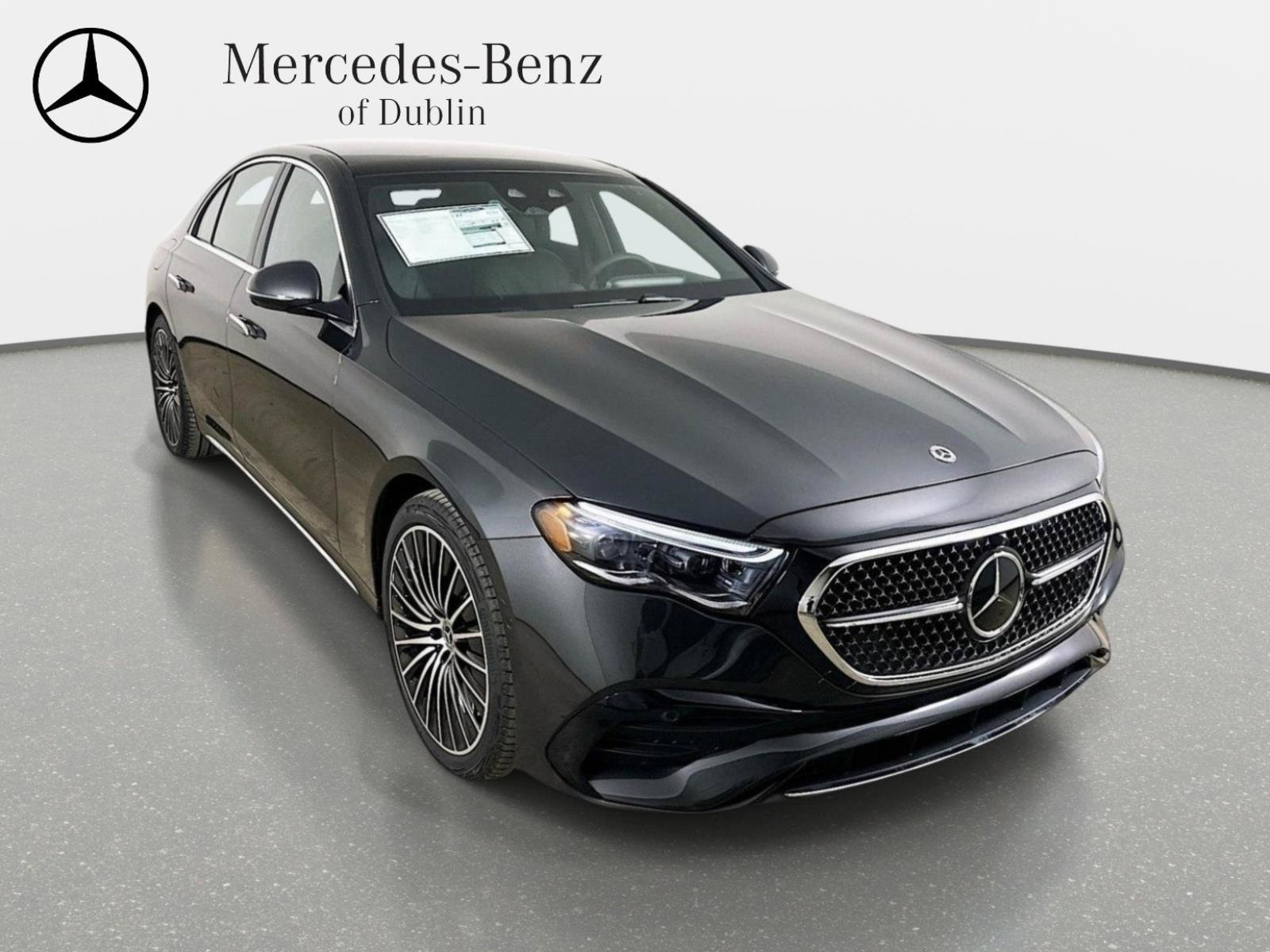 Used 2026 Mercedes-Benz E 350 4MATIC Sedan image 3
