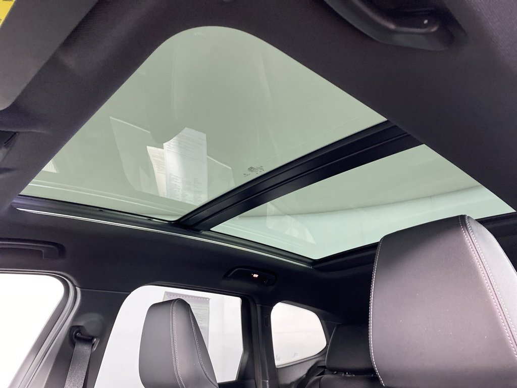 Certified 2025 BMW X1 xDrive28i w/ Convenience Package image 11