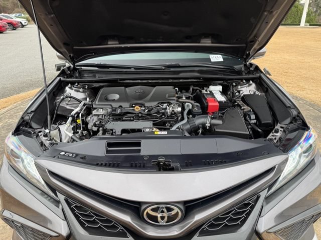 Used 2023 Toyota Camry XSE FWD image 31