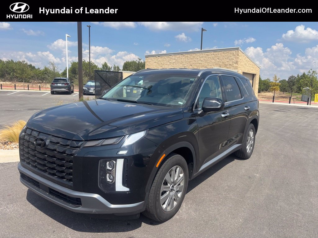 Certified 2025 Hyundai Palisade SEL FWD image 1