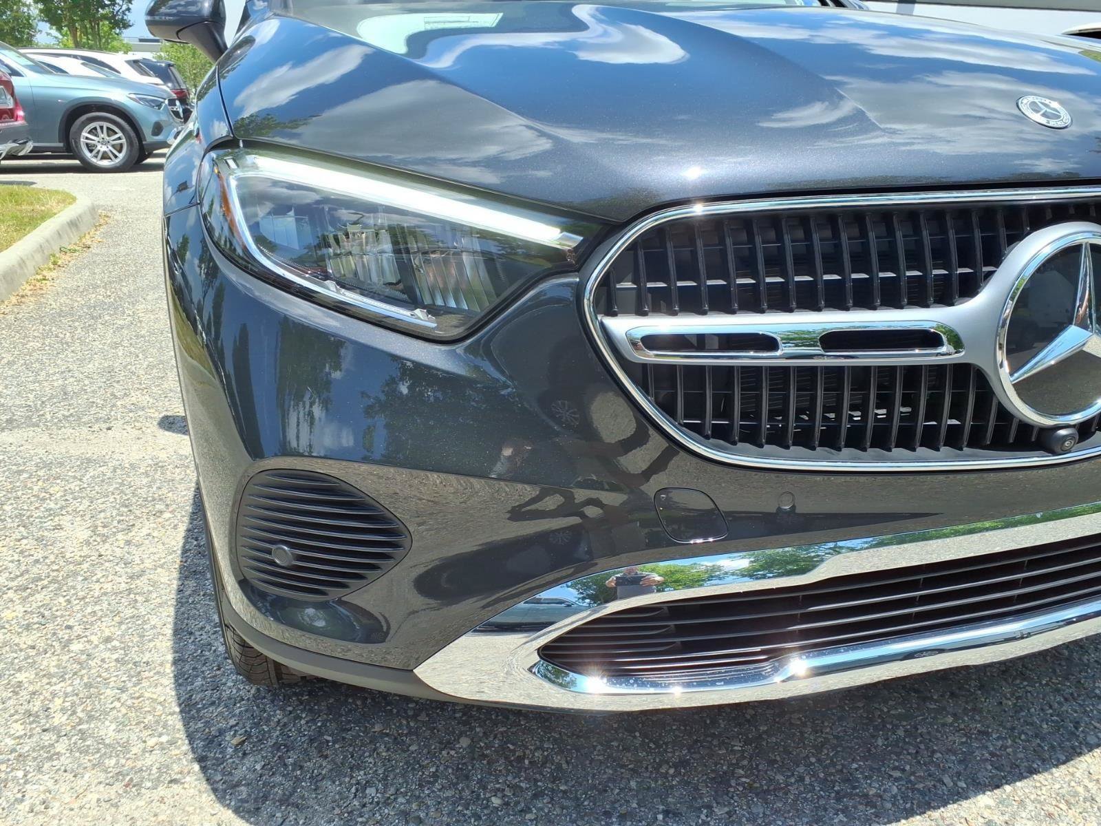 New 2026 Mercedes-Benz GLC 300 4MATIC image 3