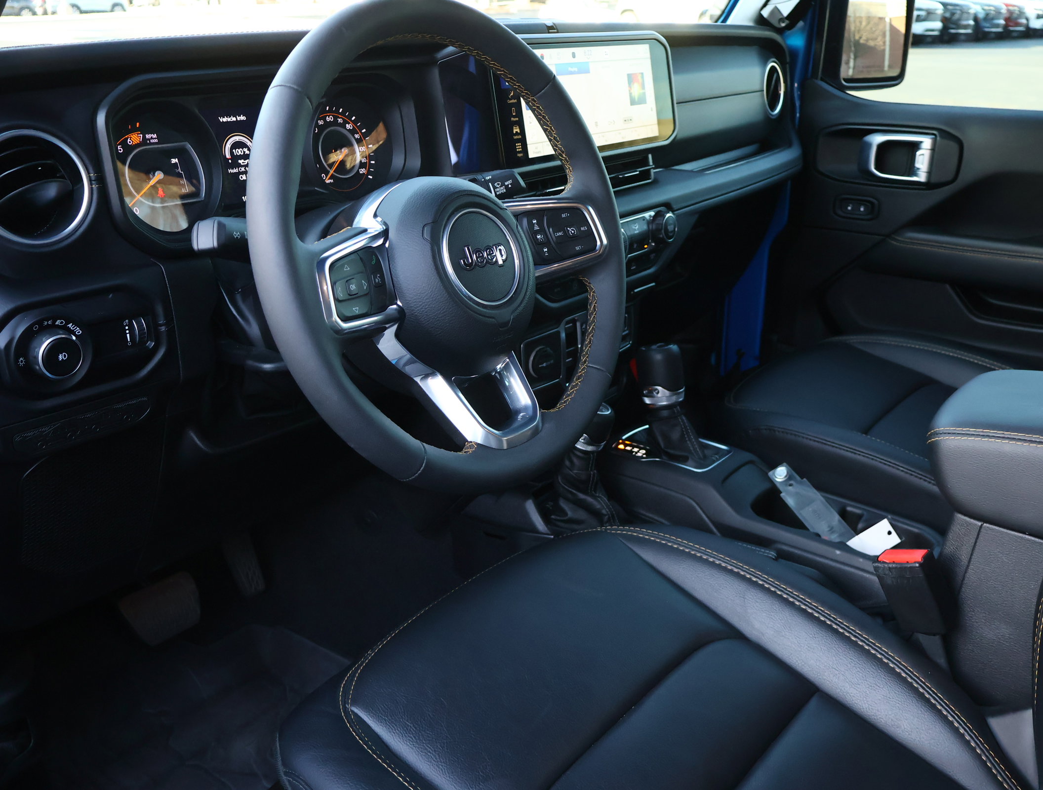 Used 2024 Jeep Wrangler Sahara image 3