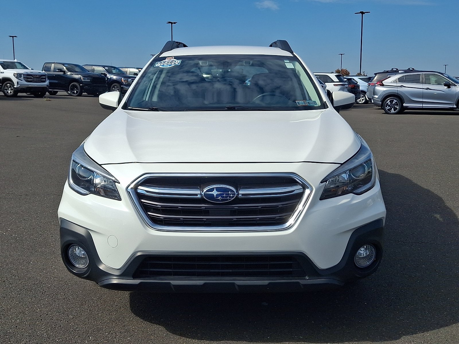 Used 2019 Subaru Outback 2.5i Premium w/ Protection Package #1 AWD/4WD image 2