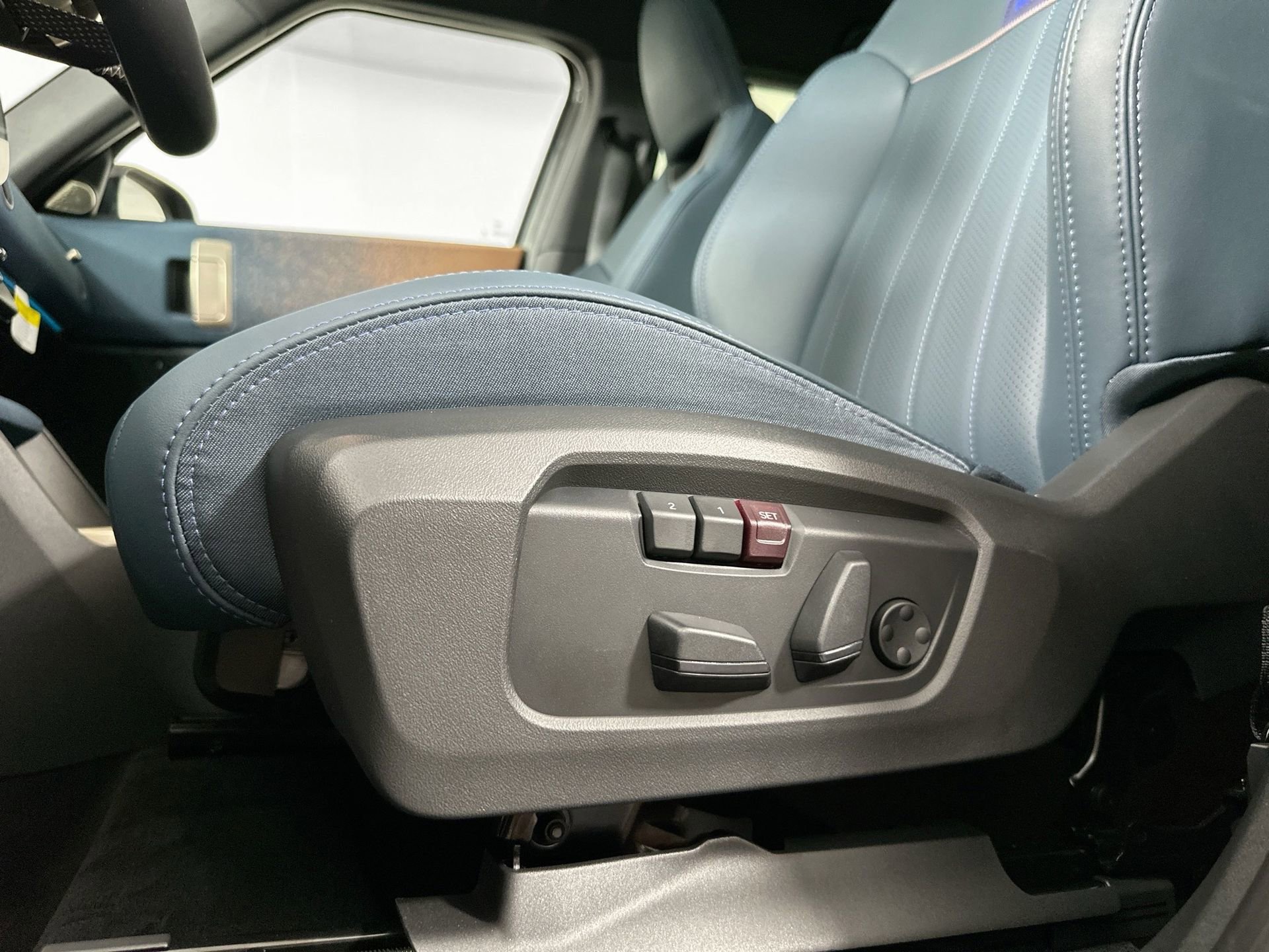 New 2025 MINI Cooper Countryman S w/ Comfort Package Max image 21