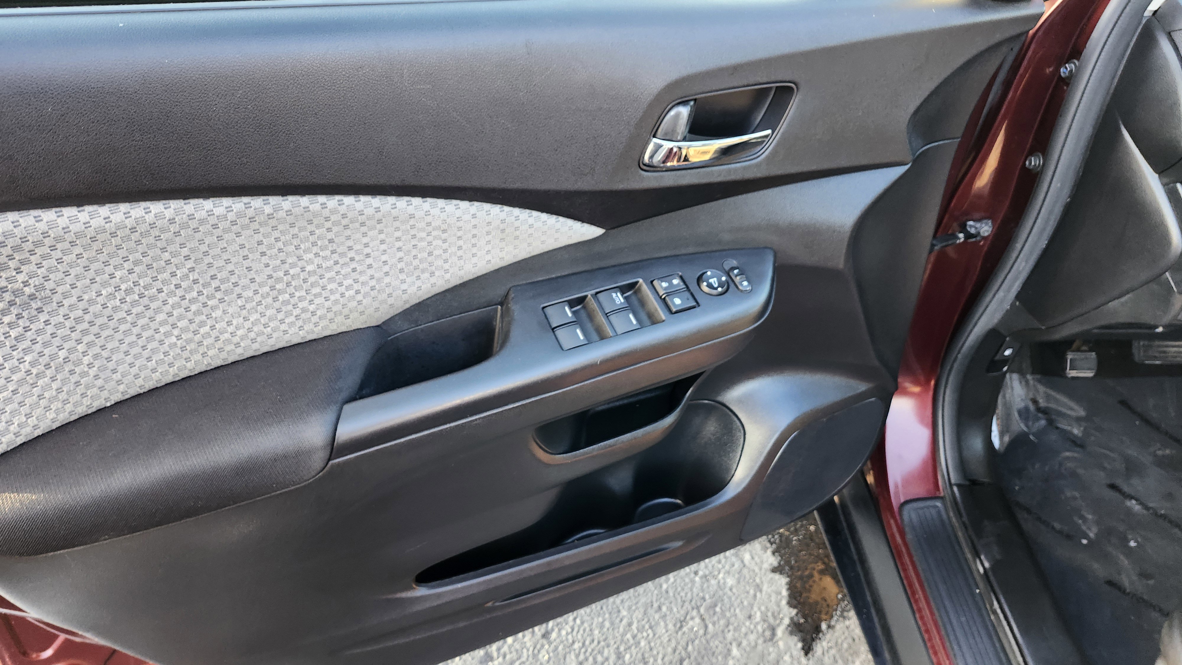 Used 2016 Honda CR-V EX image 24