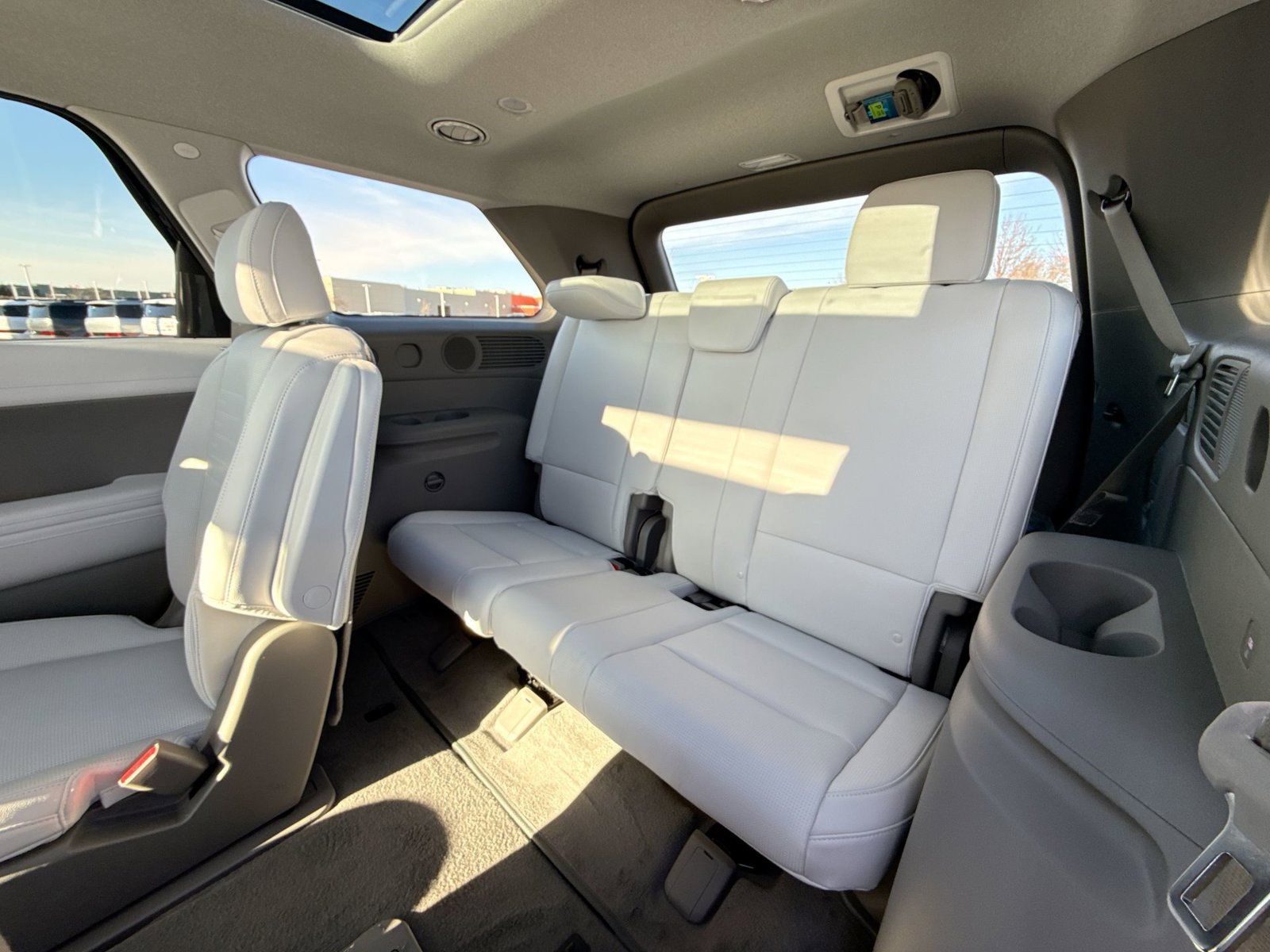 Used 2026 Hyundai Palisade Limited AWD/4WD image 27