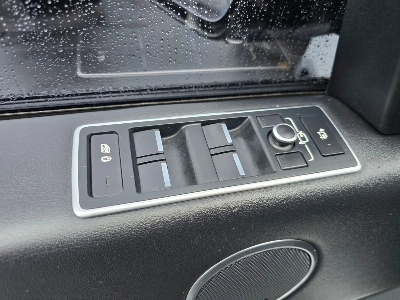 Used 2016 Land Rover Range Rover Supercharged image 20