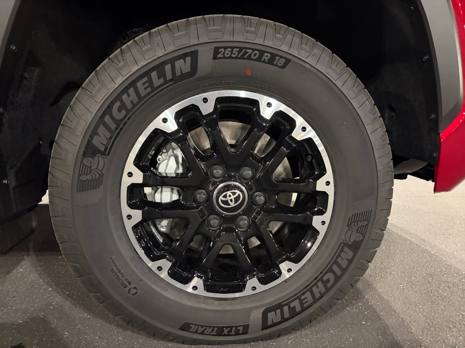 New 2026 Toyota Tundra SR5 w/ TRD Off-Road Package AWD/4WD image 30