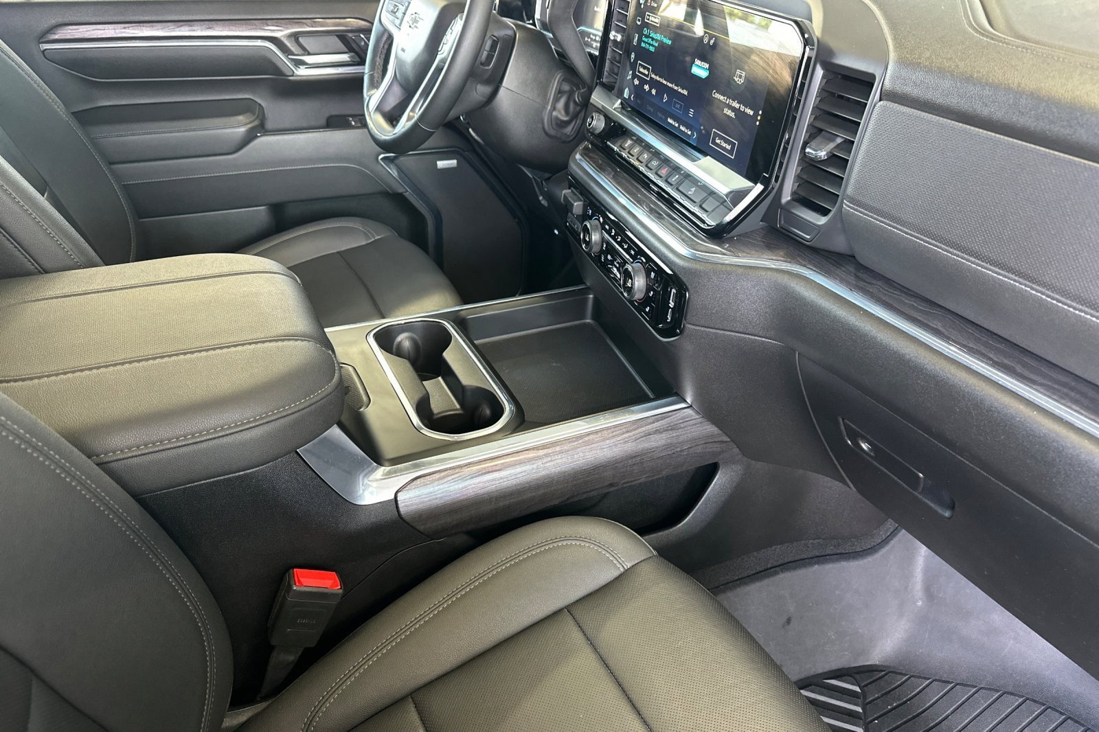 Used 2024 Chevrolet Silverado 2500 LTZ w/ LTZ Plus Package image 14