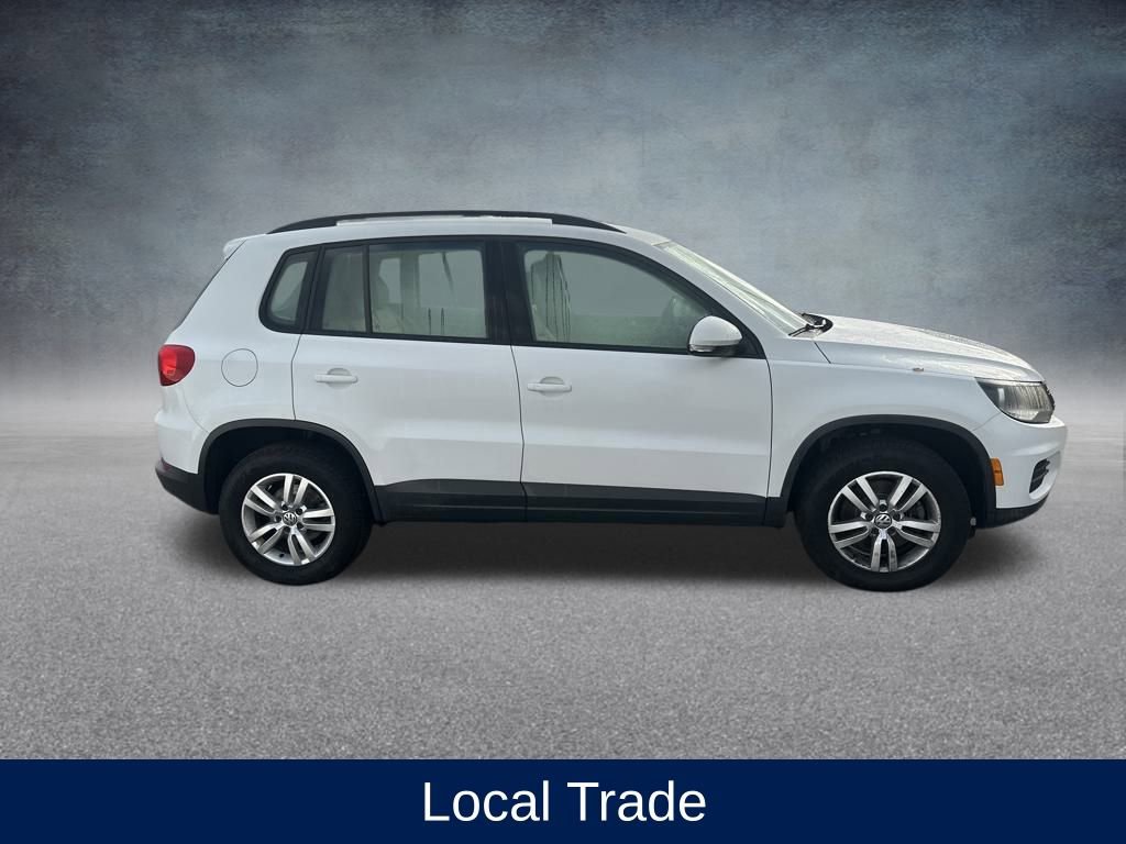 Used 2017 Volkswagen Tiguan S image 4