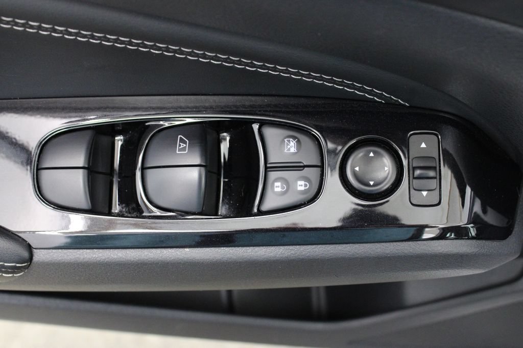 Used 2023 Nissan Altima 2.5 SL FWD image 19