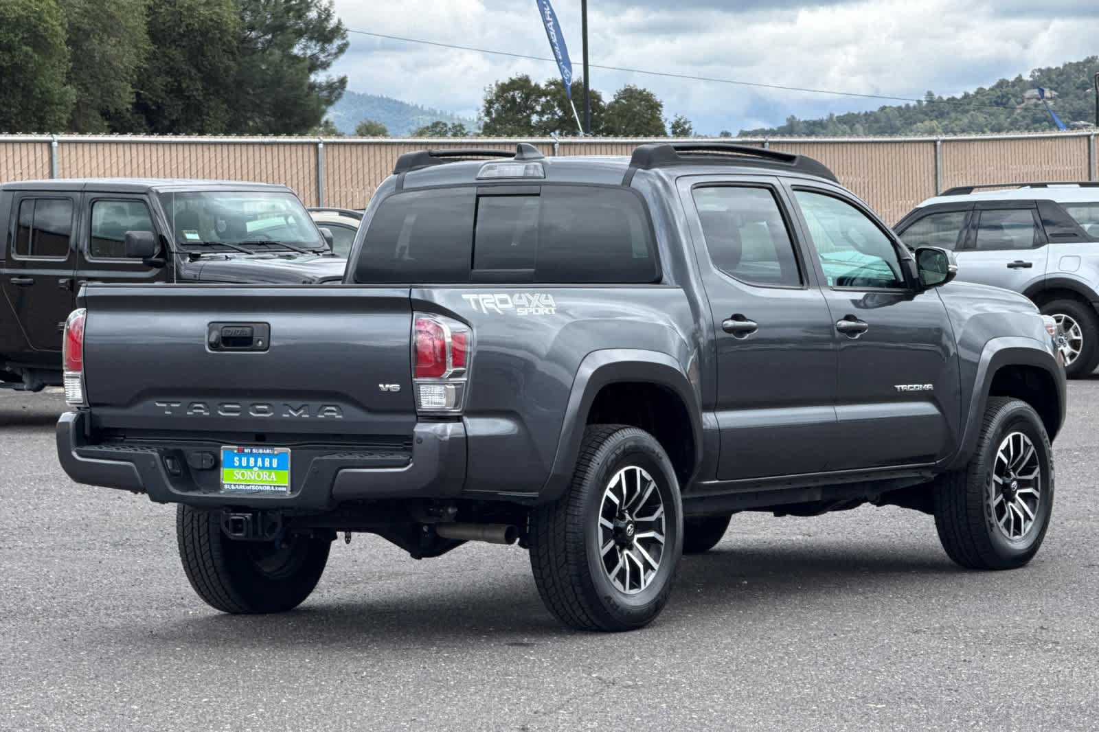 Used 2023 Toyota Tacoma TRD Sport w/ Advanced Technology Package AWD/4WD image 4
