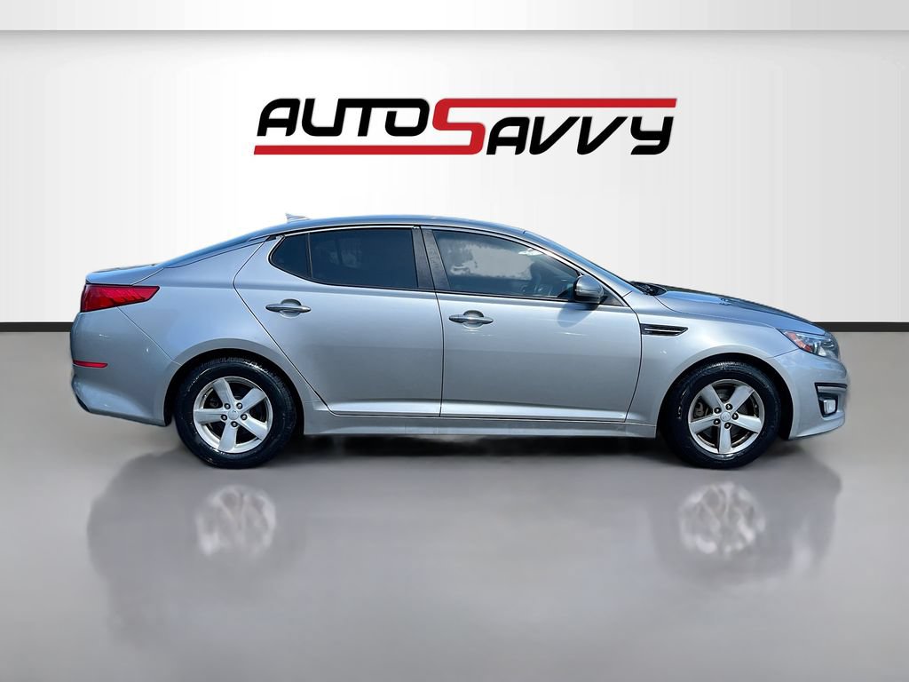 Used 2015 Kia Optima LX FWD image 8