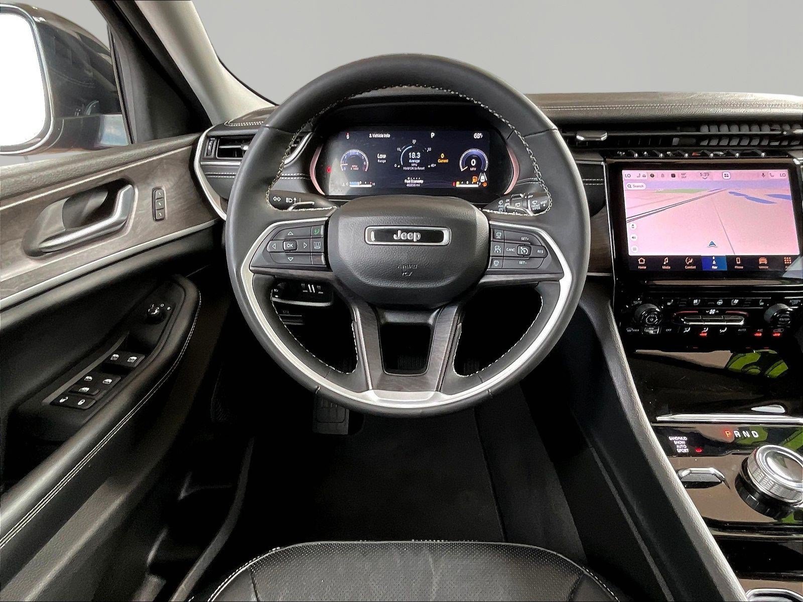 Used 2023 Jeep Grand Cherokee L Limited w/ Luxury Tech Group II AWD/4WD image 8
