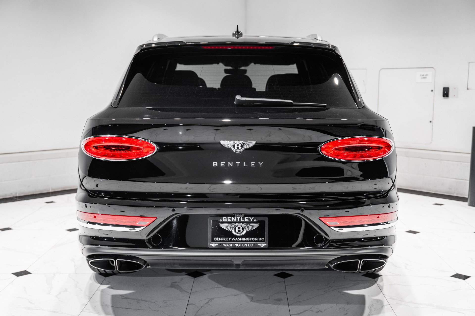 Used 2022 Bentley Bentayga image 10