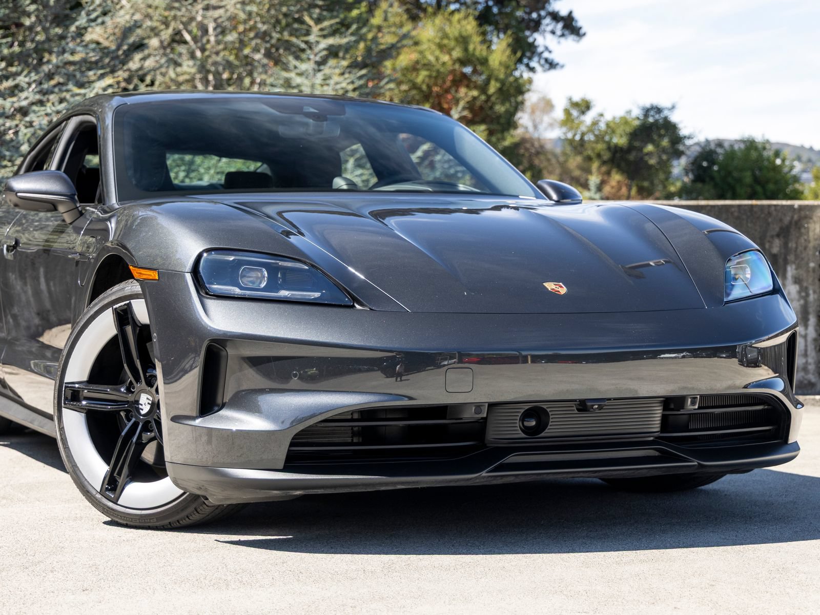 Certified 2025 Porsche Taycan 4S AWD/4WD image 9