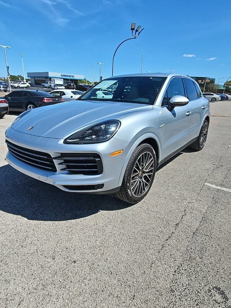 Used 2019 Porsche Cayenne E-Hybrid image 3
