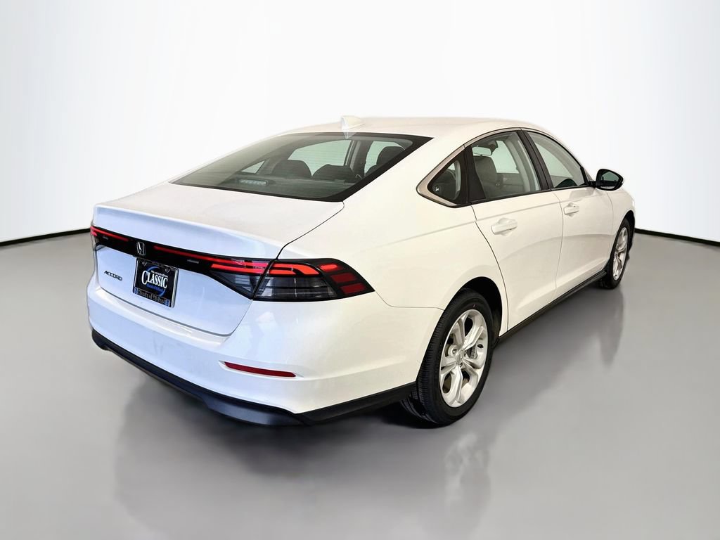 Used 2023 Honda Accord LX image 7