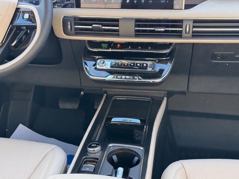 New 2025 Lincoln Corsair Grand Touring w/ Equipment Group 301A image 15