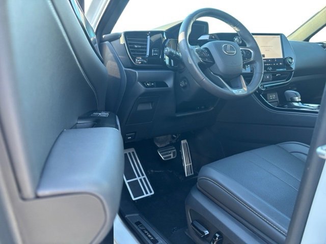 Used 2024 Lexus NX 350 F Sport image 8