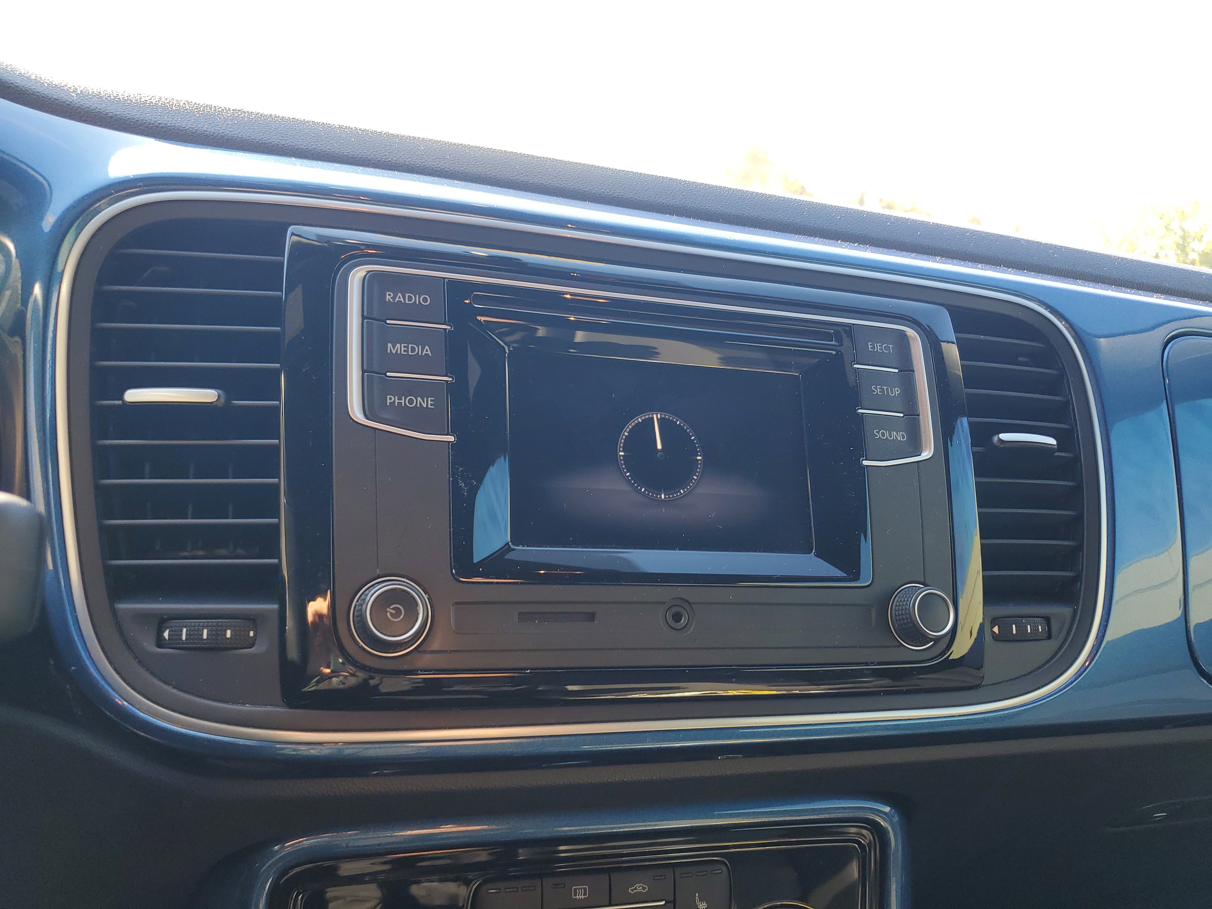 Used 2019 Volkswagen Beetle 2.0T S image 16