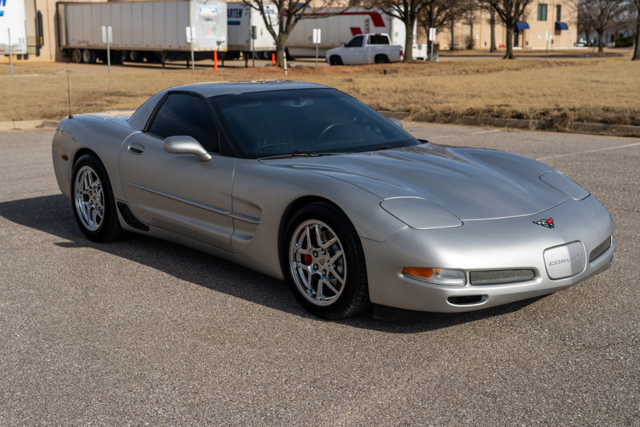Used 2004 Chevrolet Corvette Z06 w/ Memory Package image 4