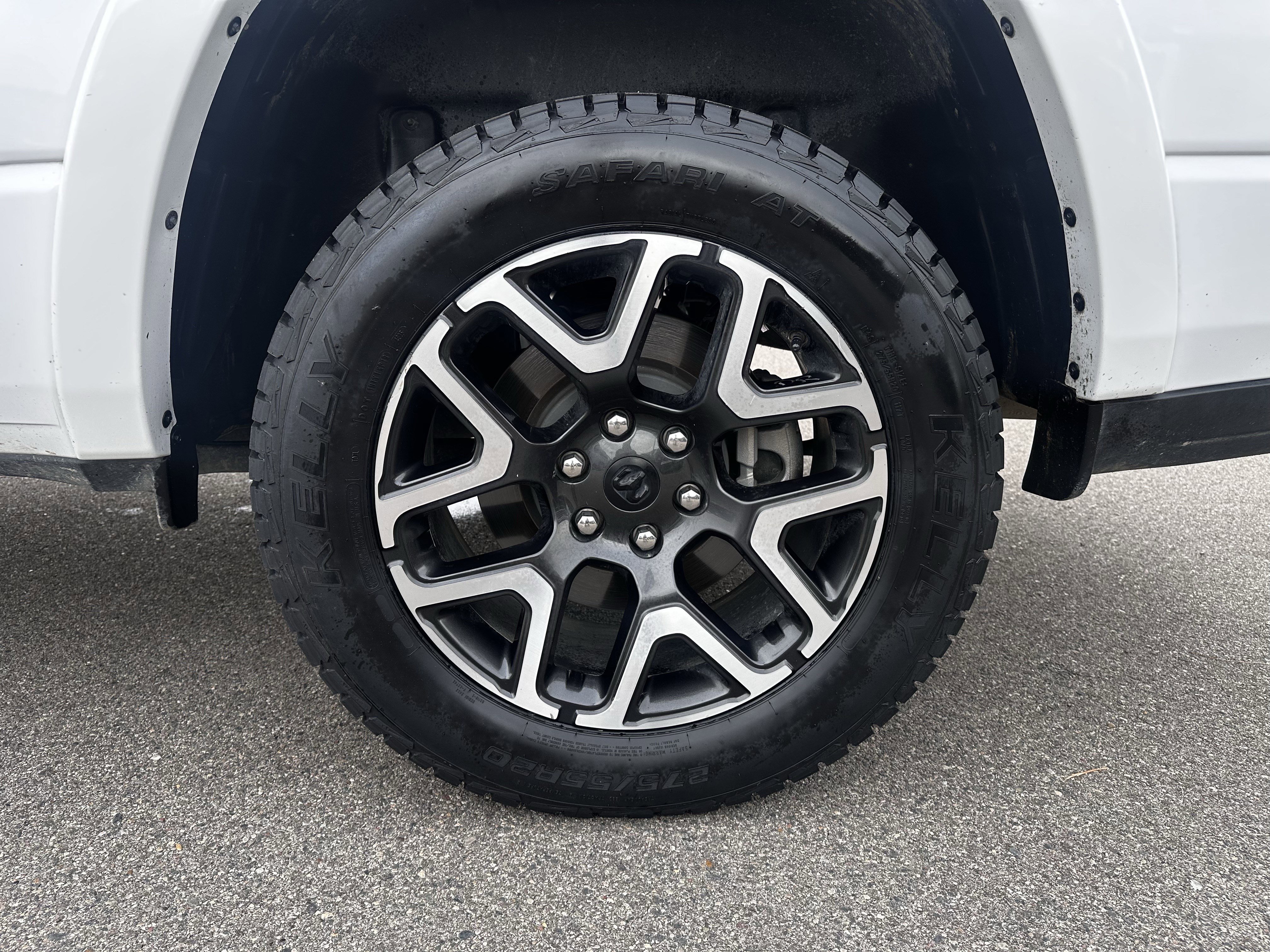 Used 2025 RAM 1500 Laramie image 20