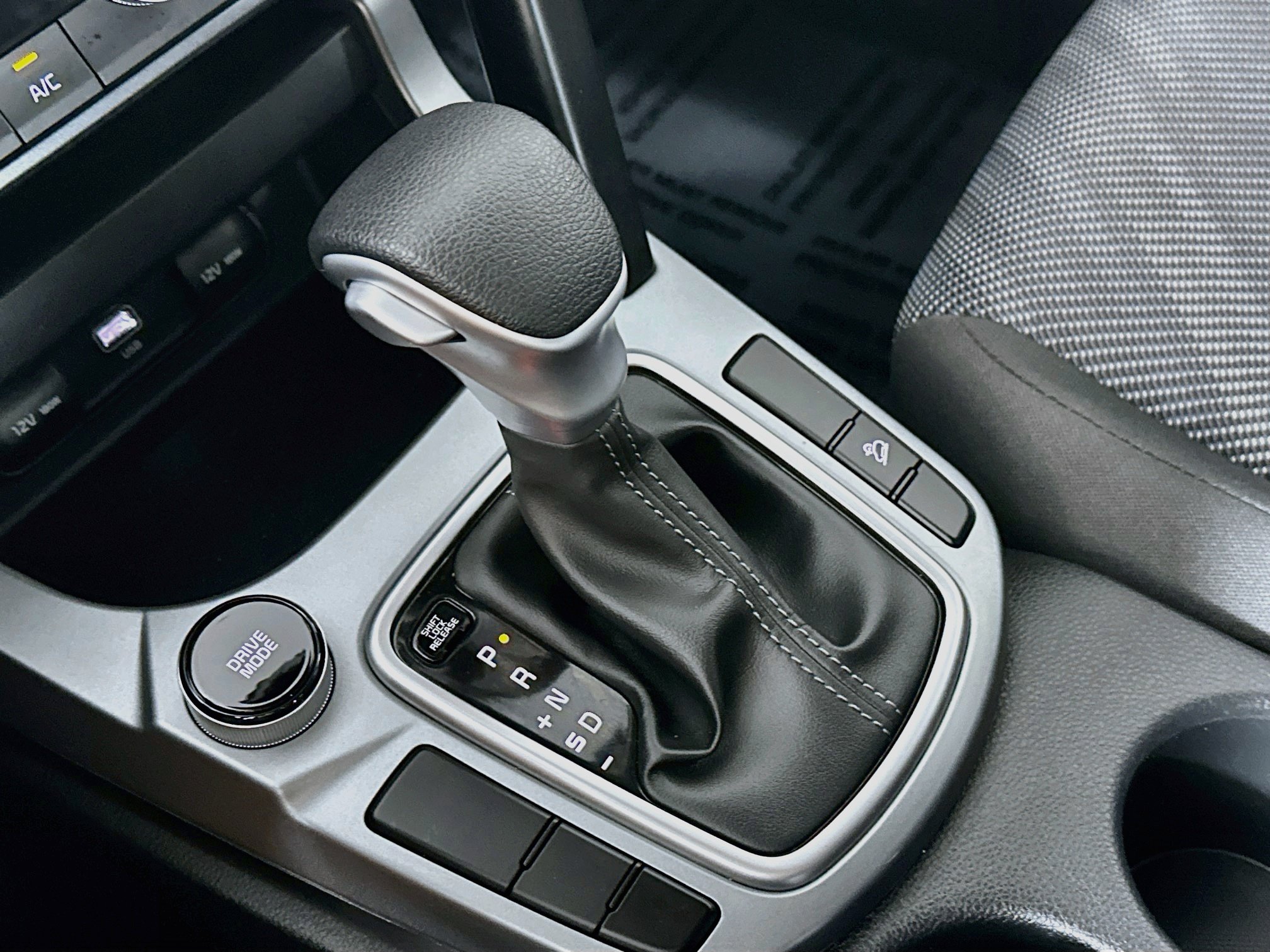 Certified 2026 Kia Seltos LX FWD image 16