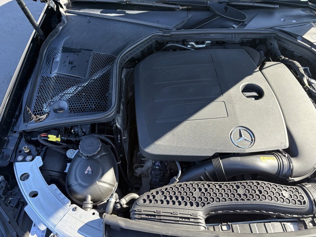 Used 2021 Mercedes-Benz C 300 4MATIC Sedan image 38
